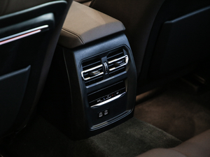 2020Ŀ 325Li xDrive M\b g