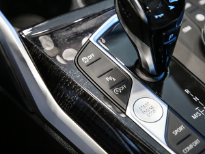 2020Ŀ 325Li xDrive M\(yn)(dng)b п؅^(q)