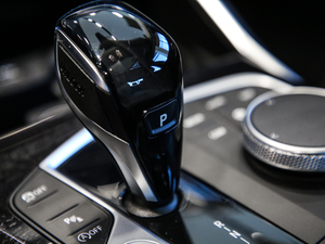 2020Ŀ 325Li xDrive M\(yn)(dng)b п؅^(q)