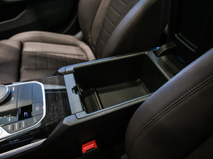 2020Ŀ 325Li xDrive M\(yn)(dng)b п؅^(q)