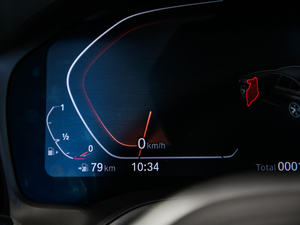 2020Ŀ 325Li xDrive M\b п؅^