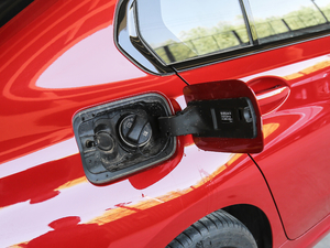 2020Ŀ 325Li M\ҹb w