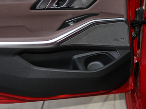 2020Ŀ 325Li M\ҹb g