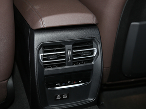 2020Ŀ 325Li M\ҹb g