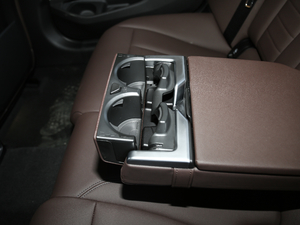 2020Ŀ 325Li M\ҹb g