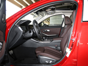 2020Ŀ 325Li M\ҹb ǰſg