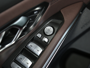 2020Ŀ 325Li M\ҹb п؅^(q)