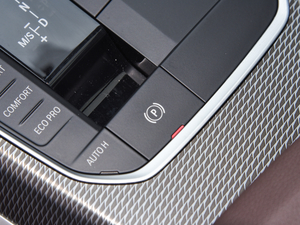 2020330Li M\(yn)ҹb v܇Ƅ