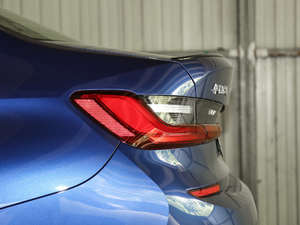 2020Ŀ 325i M\(yn)(dng)ҹb (x)(ji)^