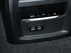 2020Ŀ 325i M\(yn)(dng)ҹb g