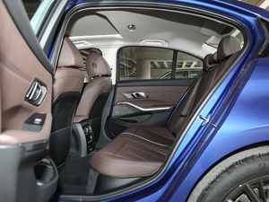 2020Ŀ 325i M\ҹb ſg