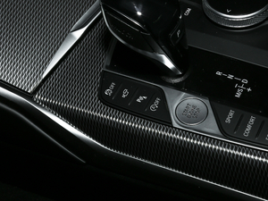 2020Ŀ 325i M\ҹb п؅^