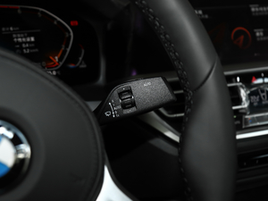 2020Ŀ 325i M\(yn)(dng)b п؅^(q)