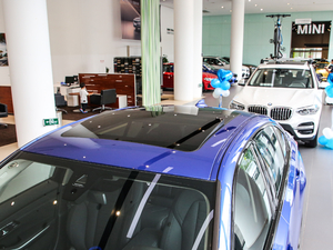 2020Ŀ 325Li M\(yn)(dng)ҹb ܇