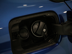 2020Ŀ 325Li M\ҹb ^