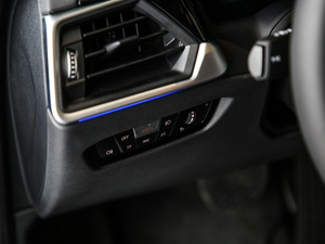 2020Ŀ 325Li M\ҹb п؅^