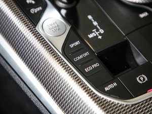 2020Ŀ 325Li M\ҹb п؅^