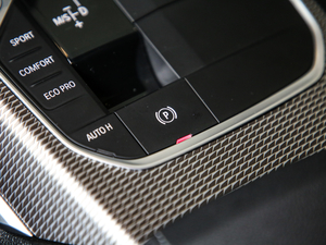 2020Ŀ 325Li M\ҹb v܇Ƅ