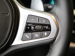 2020Ŀ 325Li M\ҹb п؅^