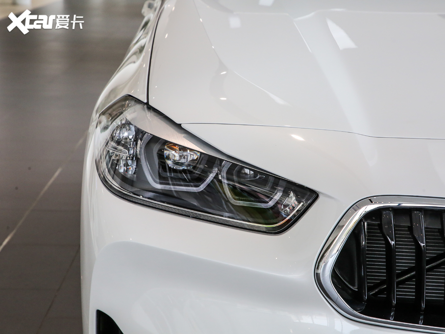 2020RX2 sDrive20i MԽҰb