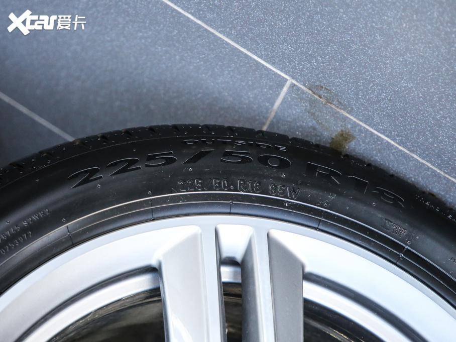 2020RX2 sDrive25i I(lng)MԽҰb