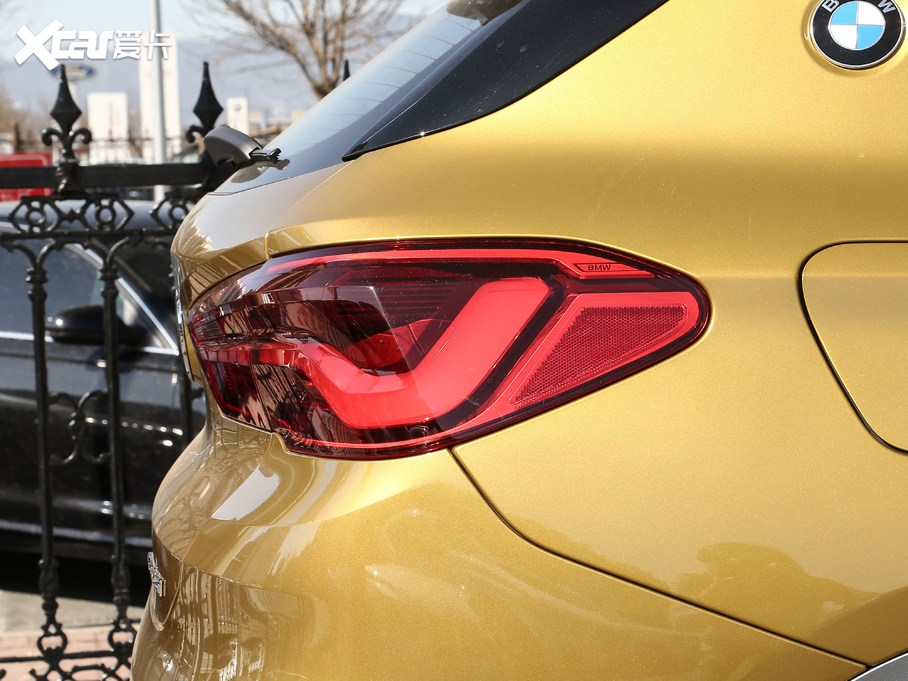 2020RX2 sDrive25i MԽҰb