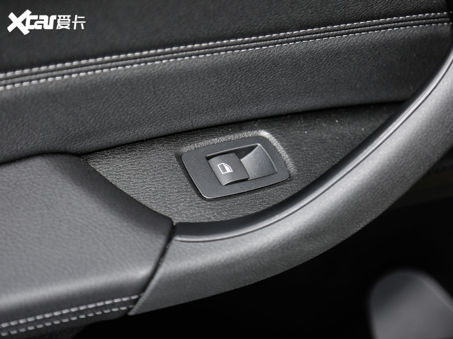 2020RX2 sDrive25i MԽҰb