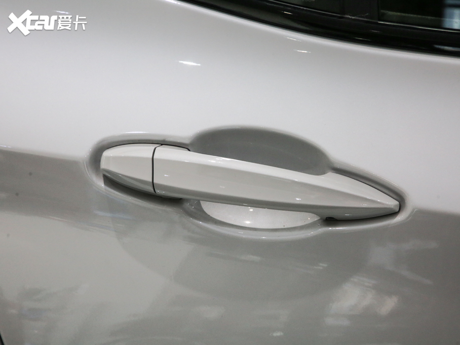 2020RX2 sDrive25i MԽҰb