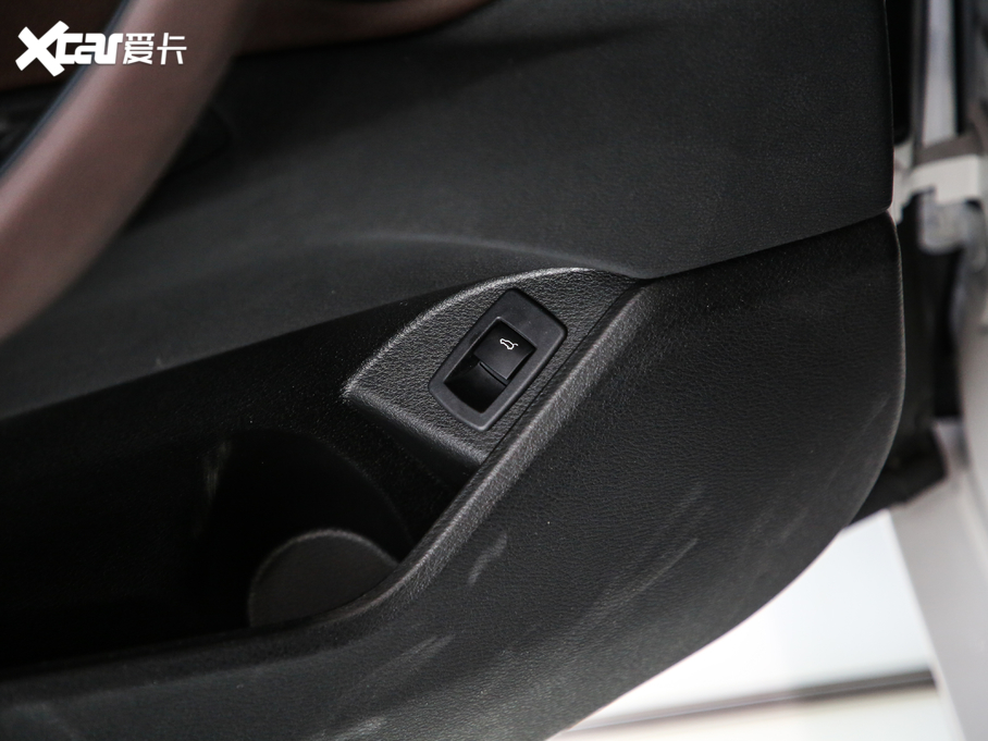 2020RX2 sDrive25i MԽҰb