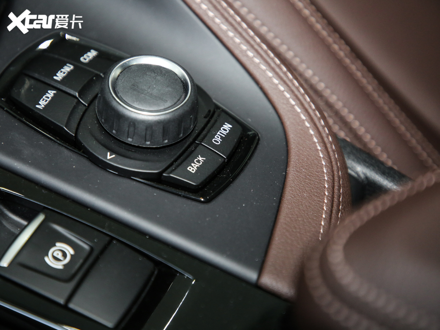 2020RX2 sDrive25i MԽҰb