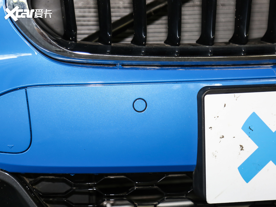 2020RX2 sDrive25i IM\b