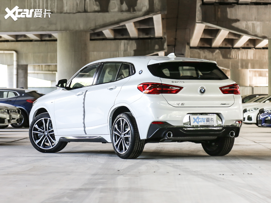 2020RX2 sDrive25i M\b