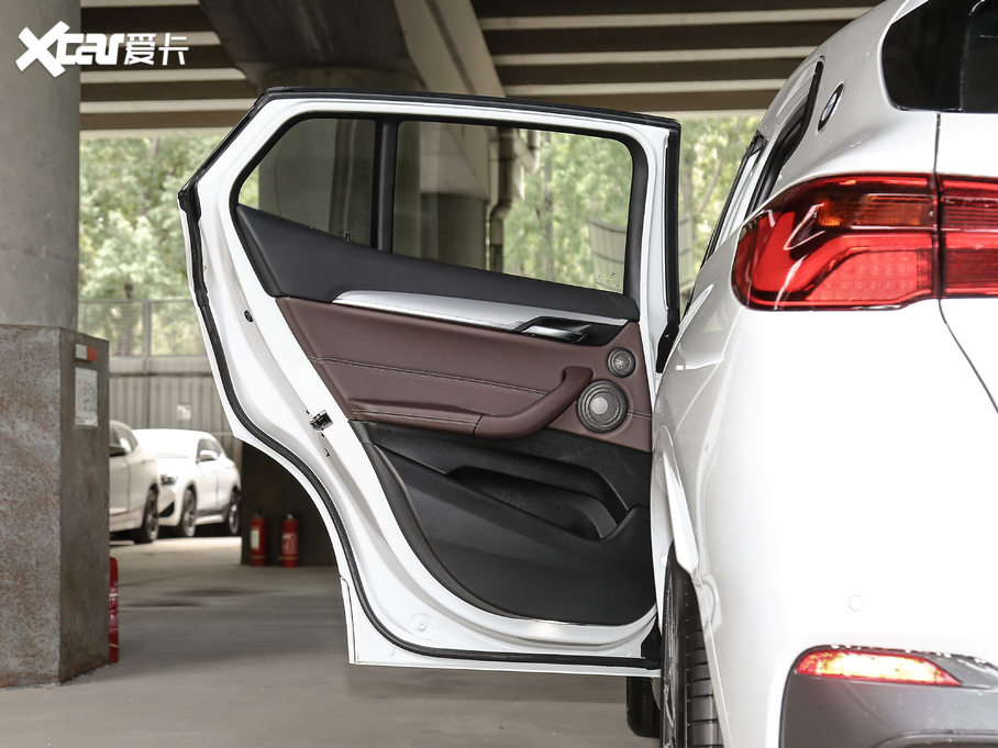 2020RX2 sDrive25i M\b