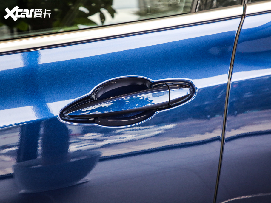 2020RX2 sDrive20i MԽҰb