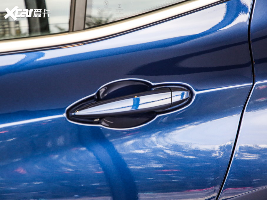 2020RX2 sDrive20i MԽҰb