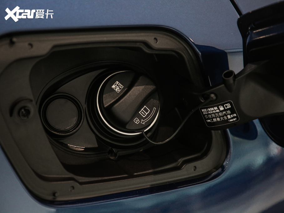 2020RX2 sDrive20i MԽҰb