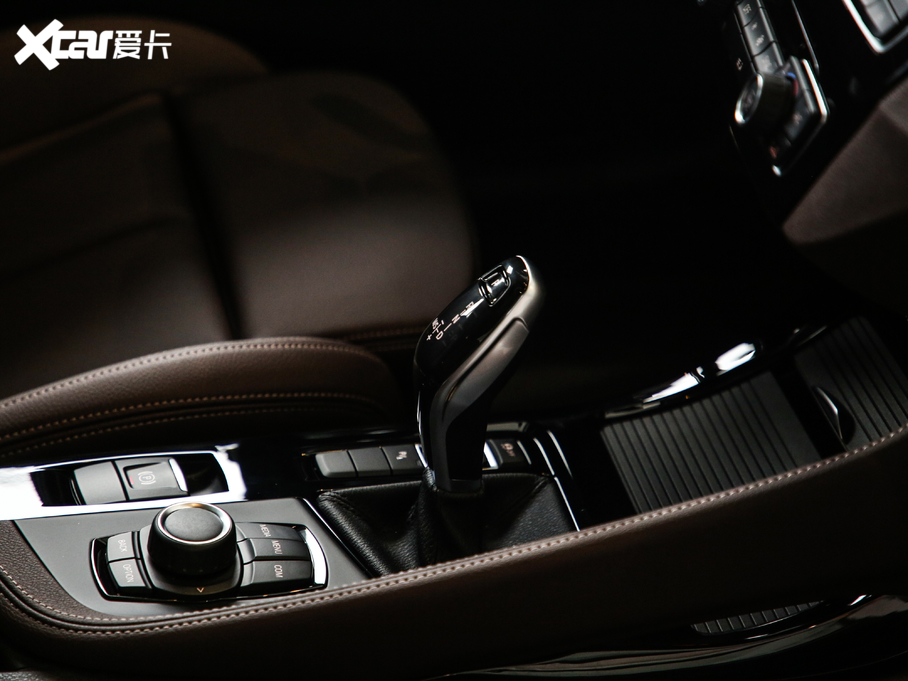 2020RX2 sDrive20i MԽҰb