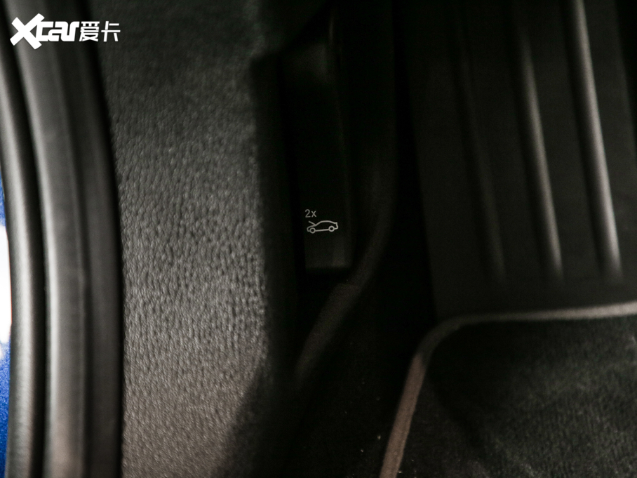 2020RX2 sDrive20i MԽҰb