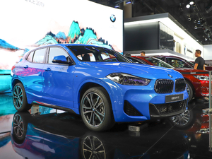 2020xDrive25i M\(yn)b w^