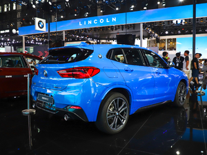 2020款xDrive25i M运动套装 左后45度