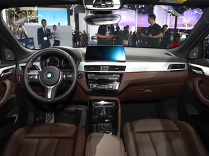 2020款xDrive25i M运动套装 内饰全景
