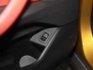 2020xDrive25i MԽҰb g