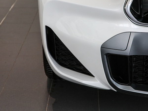 2020sDrive20i MԽҰb ^