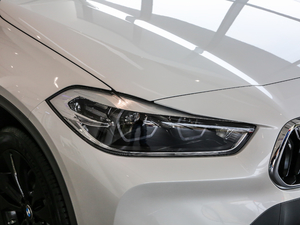 2020sDrive20i MԽҰb ^