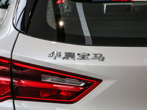 2020sDrive20i MԽҰb ^