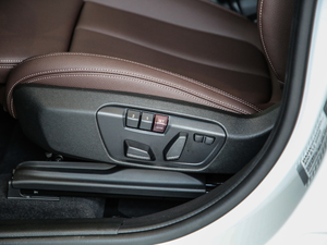 2020sDrive20i MԽҰb {{(dio)(ji)