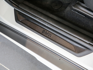 2020sDrive20i MԽҰb g