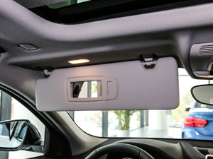 2020sDrive20i MԽҰb ꖰ壨