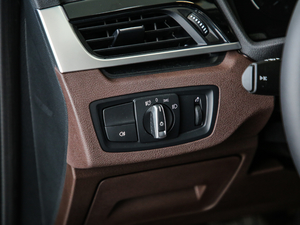 2020sDrive20i MԽҰb п؅^