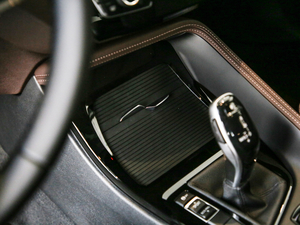 2020sDrive20i MԽҰb п؅^(q)